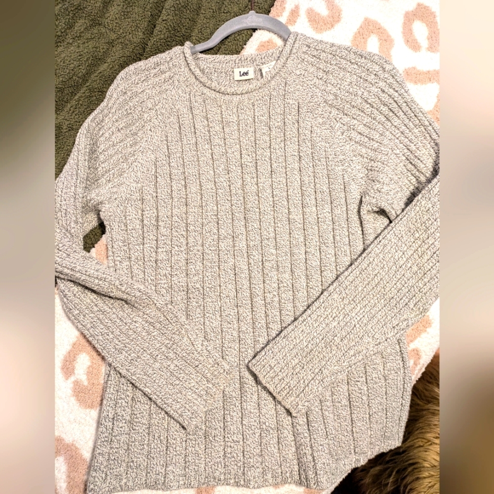 Lee 90s sweater